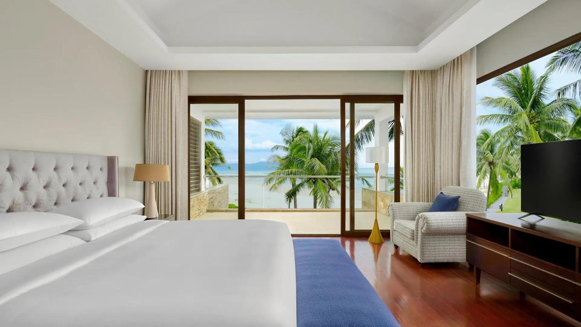 Danang Marriott Resort & Spa 5*, Da Nang Vietnam